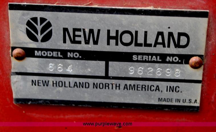 image for item C3675 1998 New Holland 664 round baler