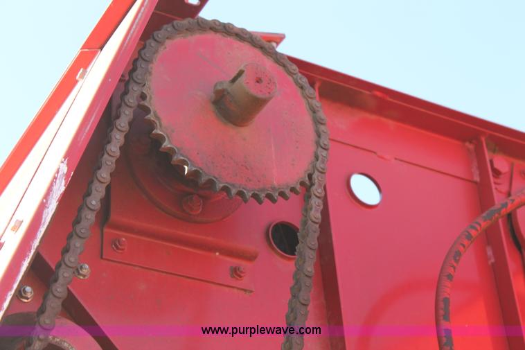 image for item C3682 1990 Case IH 8460 round baler