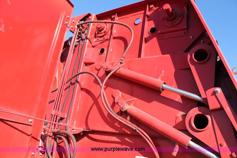 image for item C3682 1990 Case IH 8460 round baler