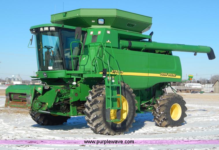 image for item F5492 2000 John Deere 9750 STS RWA combine
