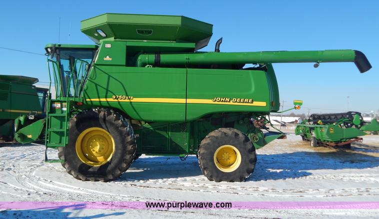 image for item F5492 2000 John Deere 9750 STS RWA combine