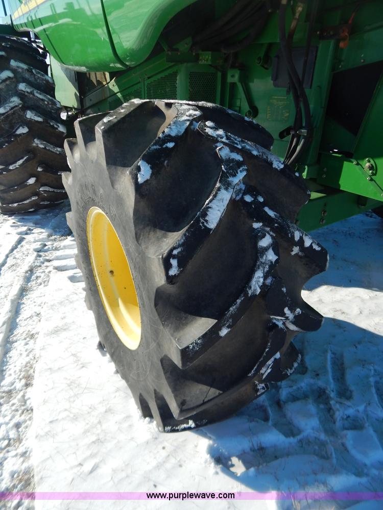 image for item F5492 2000 John Deere 9750 STS RWA combine