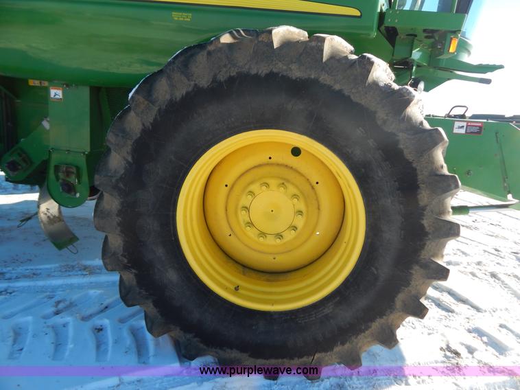 image for item F5492 2000 John Deere 9750 STS RWA combine