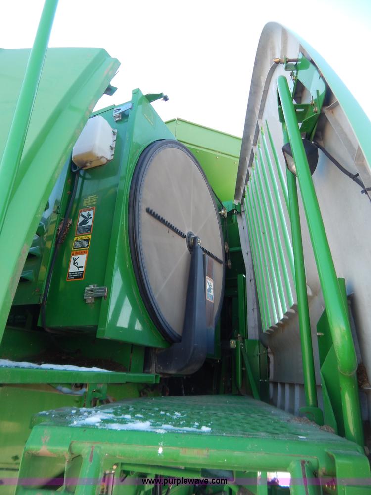 image for item F5492 2000 John Deere 9750 STS RWA combine