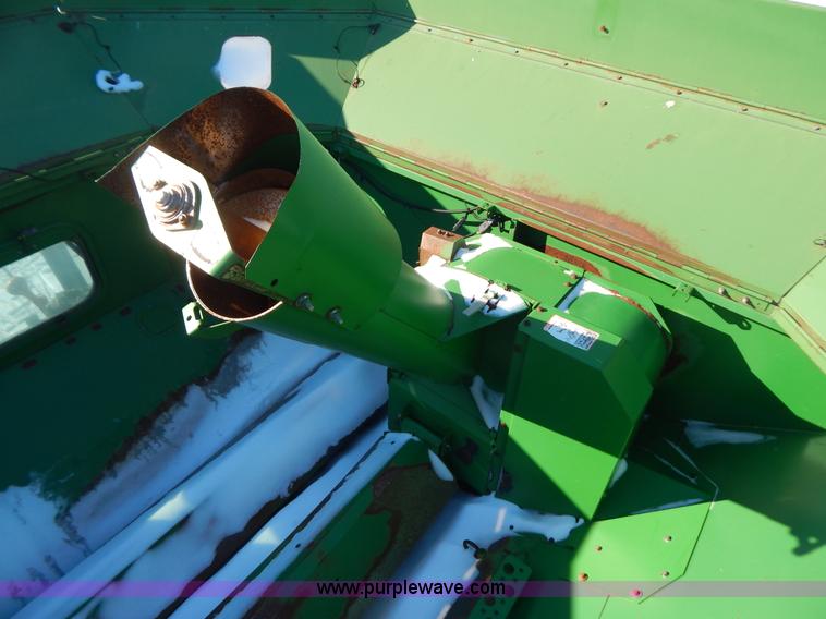 image for item F5492 2000 John Deere 9750 STS RWA combine