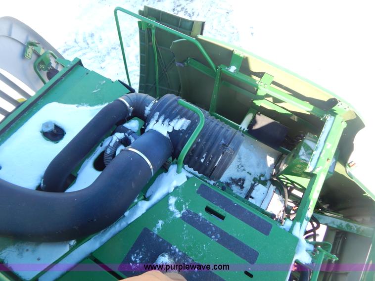 image for item F5492 2000 John Deere 9750 STS RWA combine