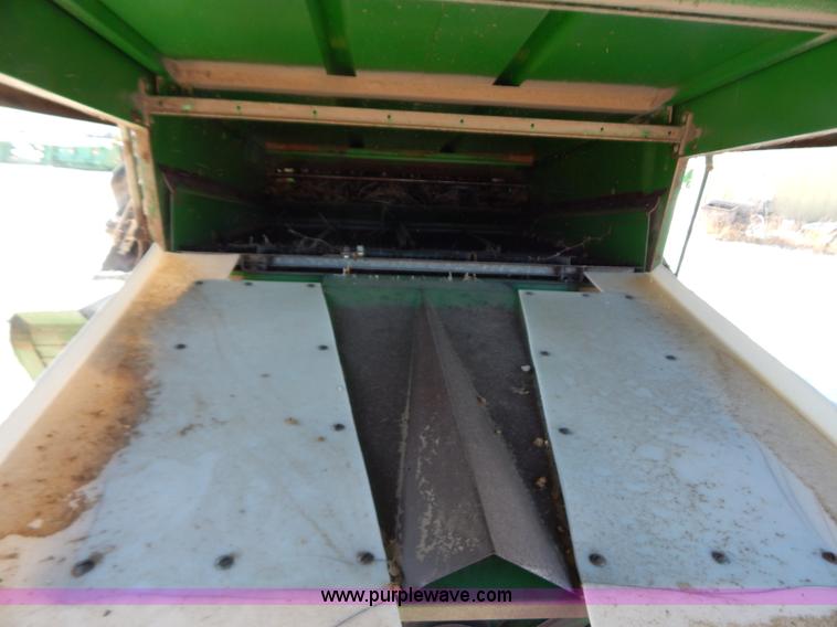 image for item F5493 1990 John Deere 9500 RWA combine