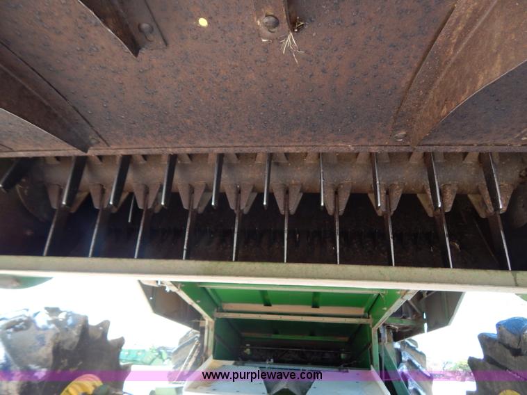 image for item F5493 1990 John Deere 9500 RWA combine