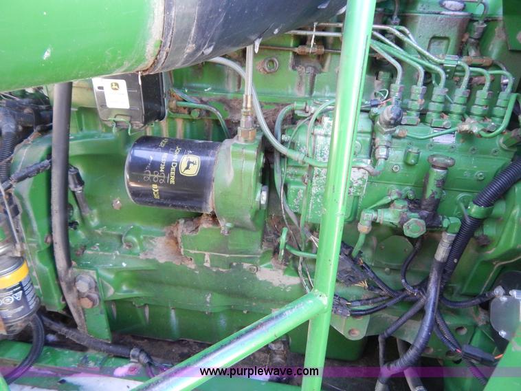 image for item F5493 1990 John Deere 9500 RWA combine