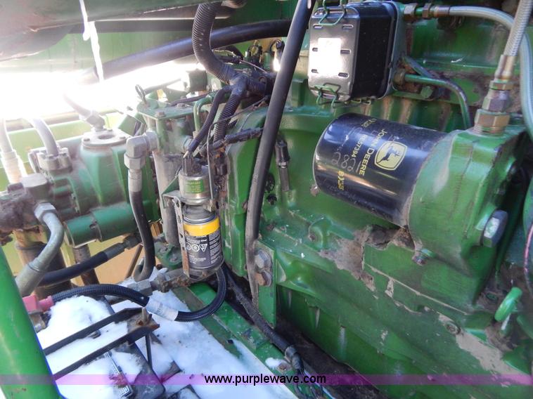 image for item F5493 1990 John Deere 9500 RWA combine