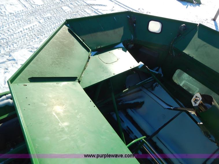 image for item F5493 1990 John Deere 9500 RWA combine