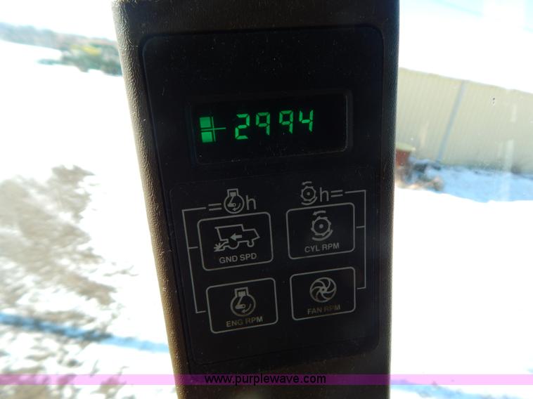 image for item F5493 1990 John Deere 9500 RWA combine