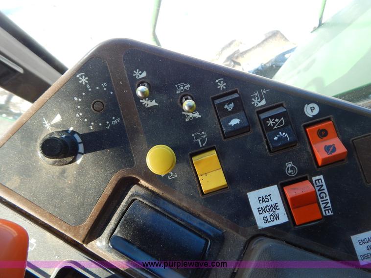 image for item F5493 1990 John Deere 9500 RWA combine