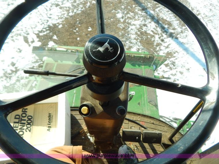 image for item F5493 1990 John Deere 9500 RWA combine