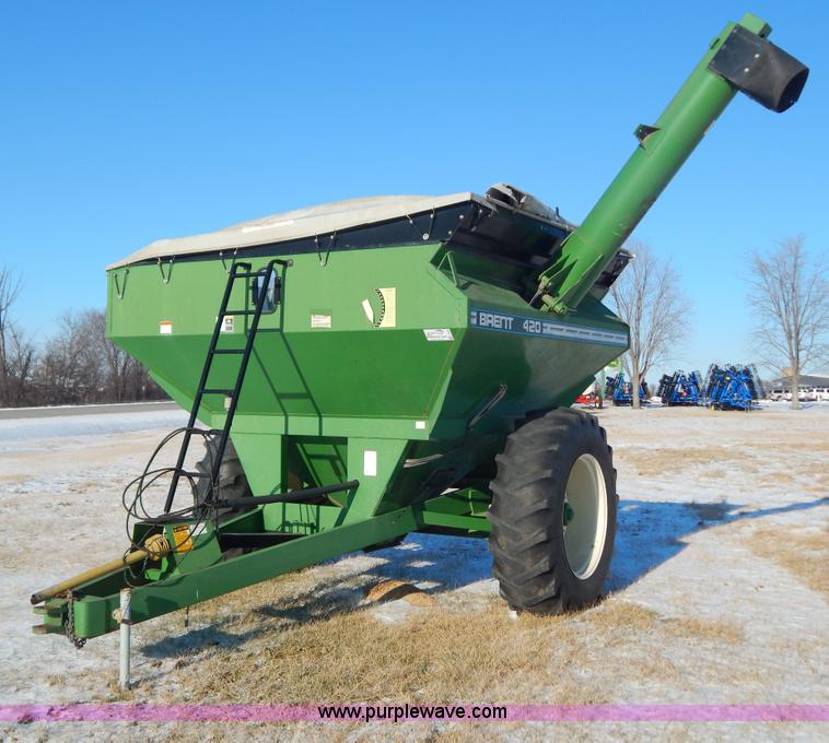 image for item F5498 Brent 420 grain cart