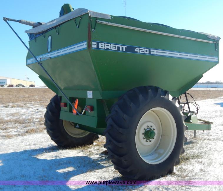 image for item F5498 Brent 420 grain cart