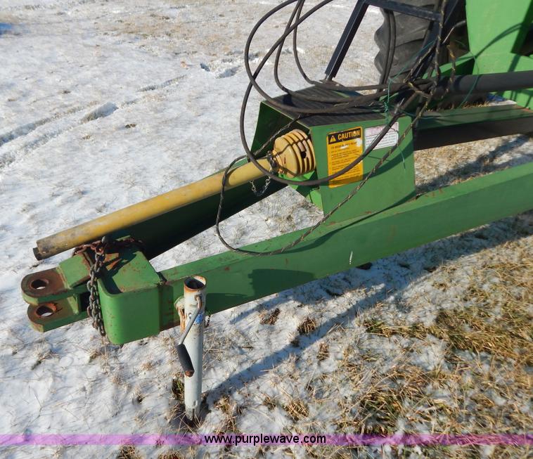 image for item F5498 Brent 420 grain cart