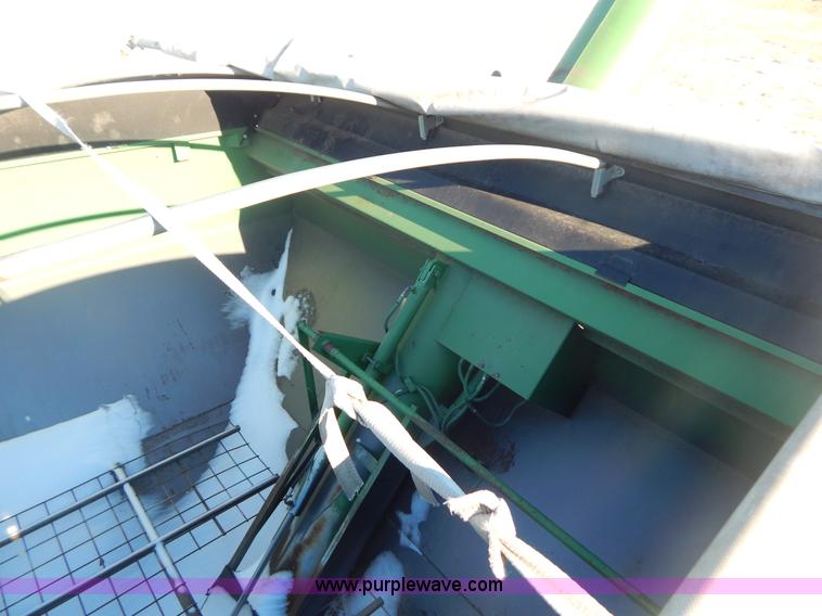 image for item F5498 Brent 420 grain cart