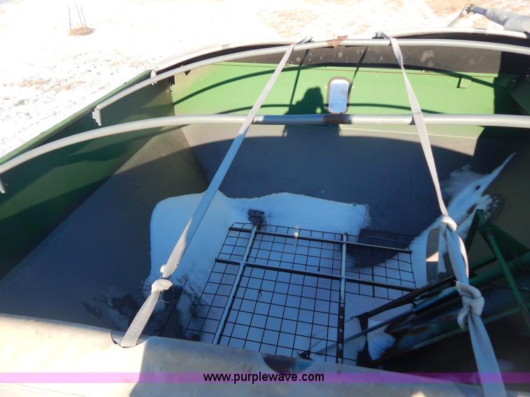 image for item F5498 Brent 420 grain cart