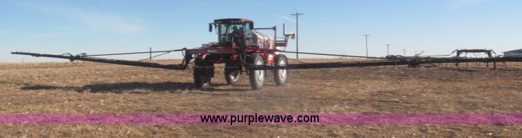 image for item F7219 2011 Miller Nitro N2XP self-propelled sprayer