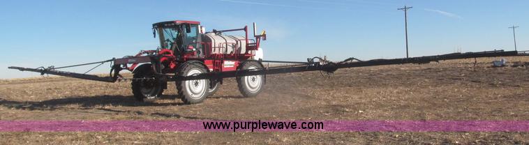 image for item F7219 2011 Miller Nitro N2XP self-propelled sprayer