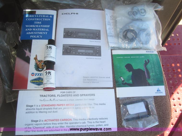 image for item F7219 2011 Miller Nitro N2XP self-propelled sprayer