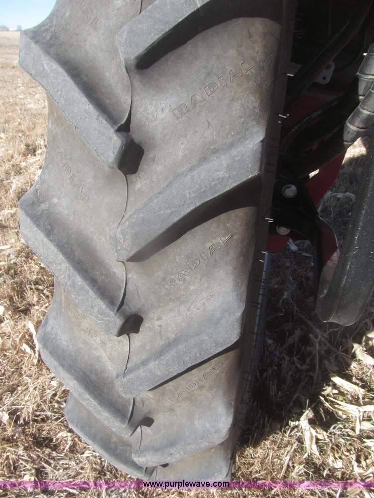 image for item F7219 2011 Miller Nitro N2XP self-propelled sprayer