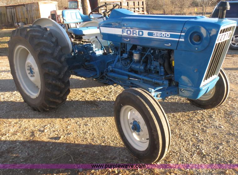 image for item F8070 1977 Ford 3600 tractor