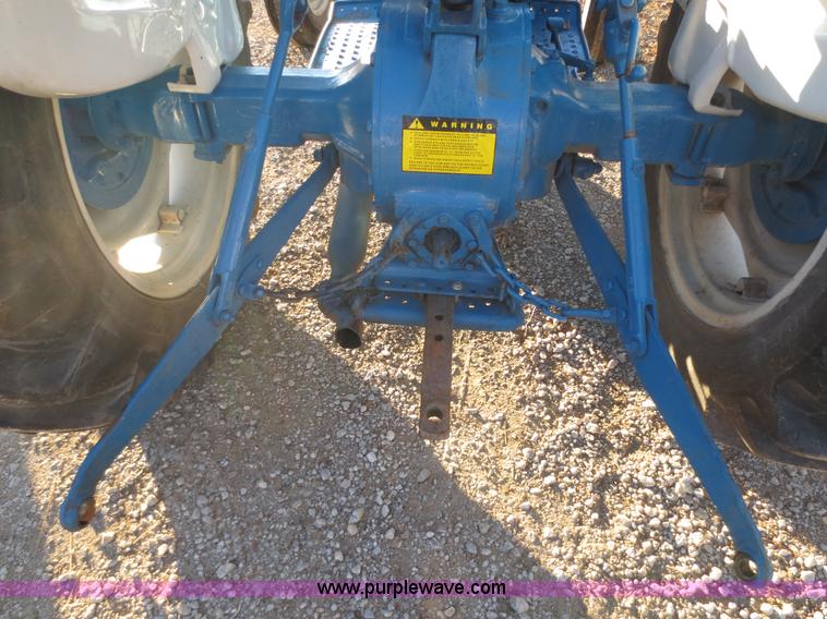 image for item F8070 1977 Ford 3600 tractor