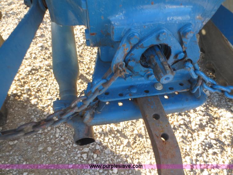 image for item F8070 1977 Ford 3600 tractor