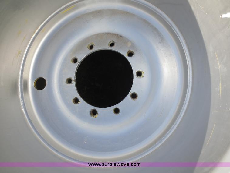 image for item F8075 (2) Firestone 76x50.00-32 tires