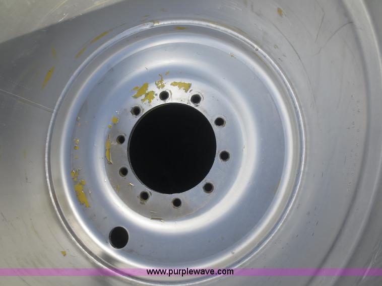 image for item F8075 (2) Firestone 76x50.00-32 tires