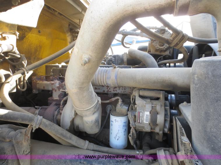 image for item F8078 1995 Freightliner FL70 fertilizer tender truck