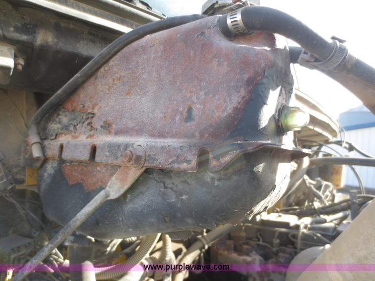 image for item F8078 1995 Freightliner FL70 fertilizer tender truck