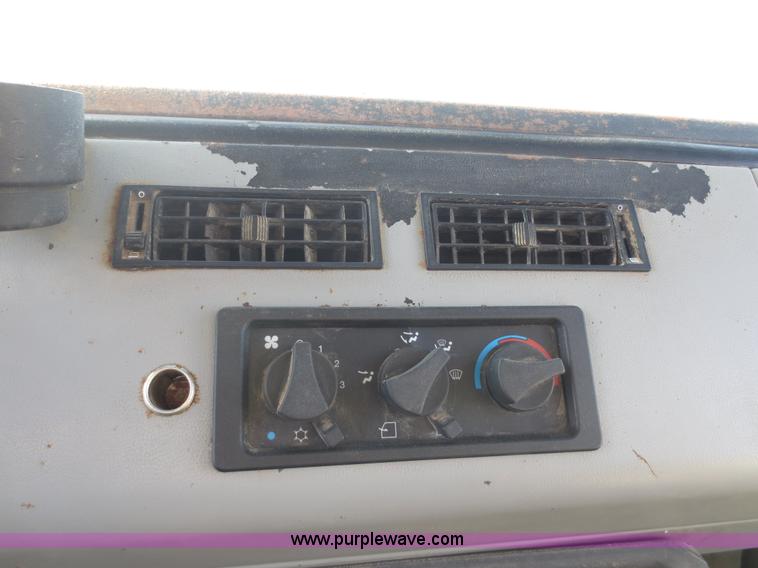 image for item F8078 1995 Freightliner FL70 fertilizer tender truck