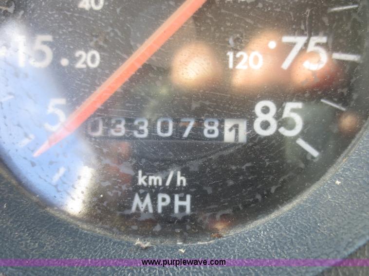 image for item F8078 1995 Freightliner FL70 fertilizer tender truck