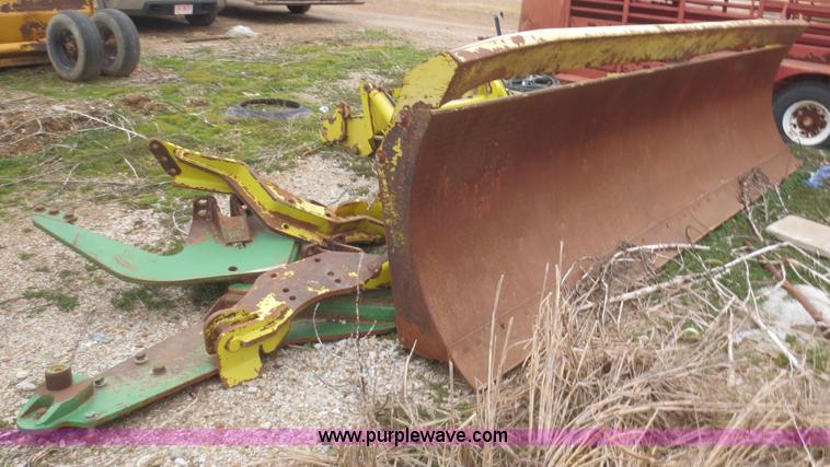 image for item F8081 Degelman 7200 14' dozer blade