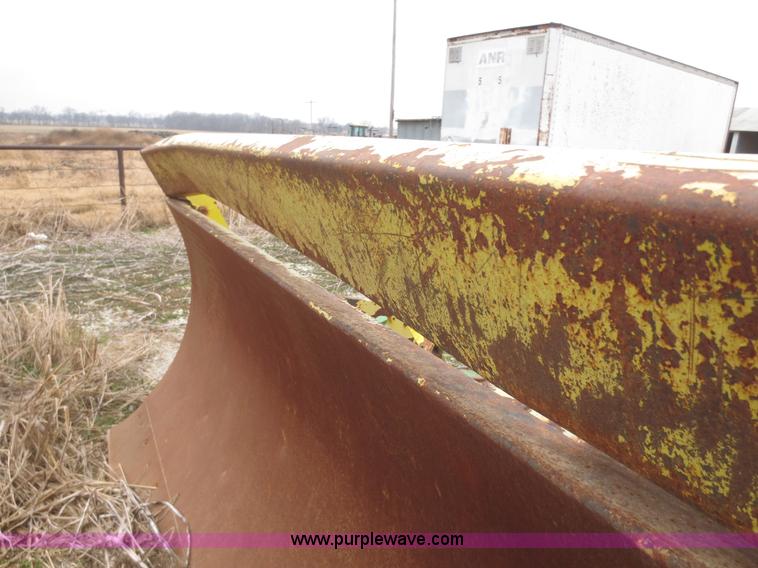 image for item F8081 Degelman 7200 14' dozer blade