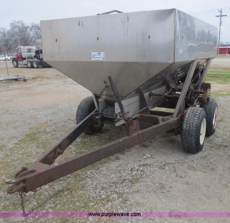 Adams four ton fertilizer spreader in Miami, OK Item F8102 sold