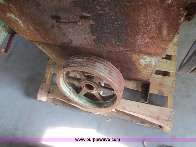 image for item F8116 (2) Roskamp's grain roller mills