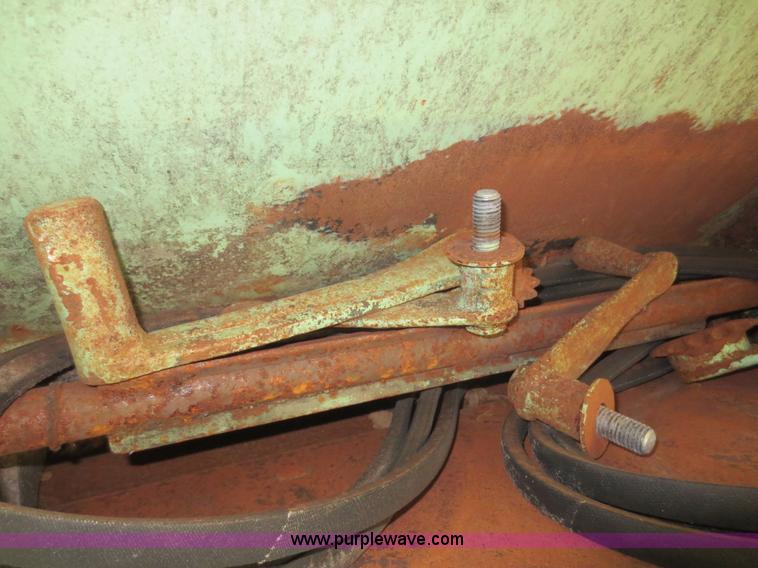 image for item F8116 (2) Roskamp's grain roller mills