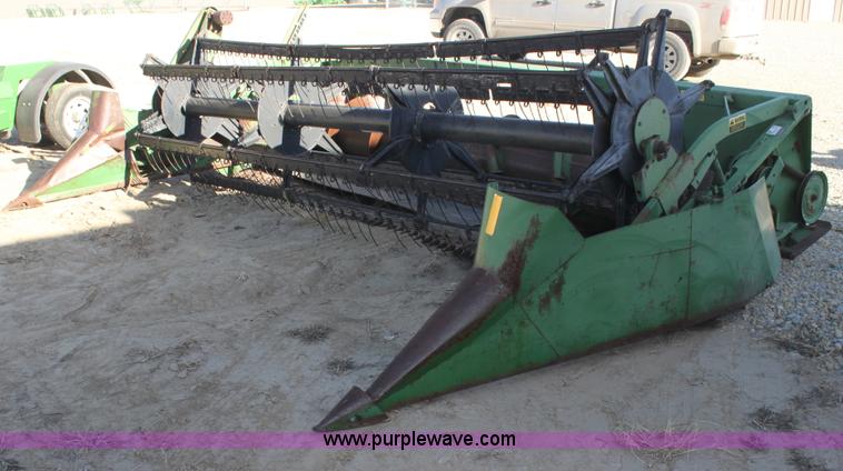 image for item G4453 John Deere 215 14' platform