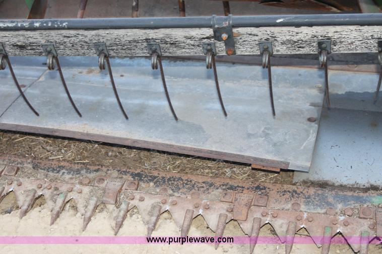 image for item G4453 John Deere 215 14' platform