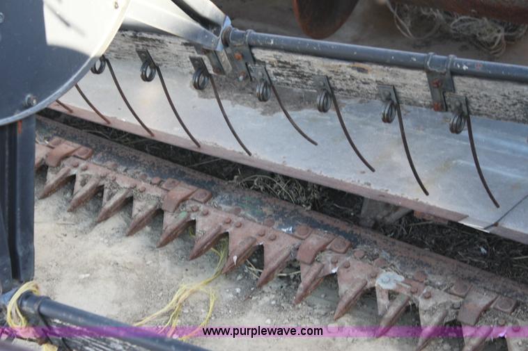 image for item G4453 John Deere 215 14' platform