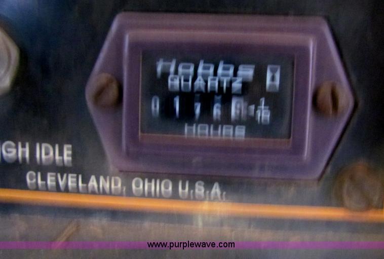 image for item G4459 2003 Iron Ox Cargo CU48535-SH enclosed trailer