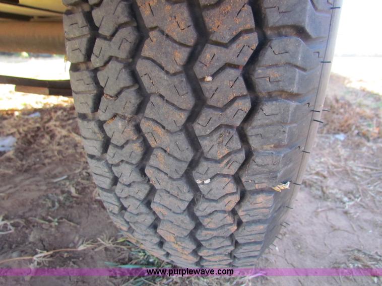 image for item G4459 2003 Iron Ox Cargo CU48535-SH enclosed trailer