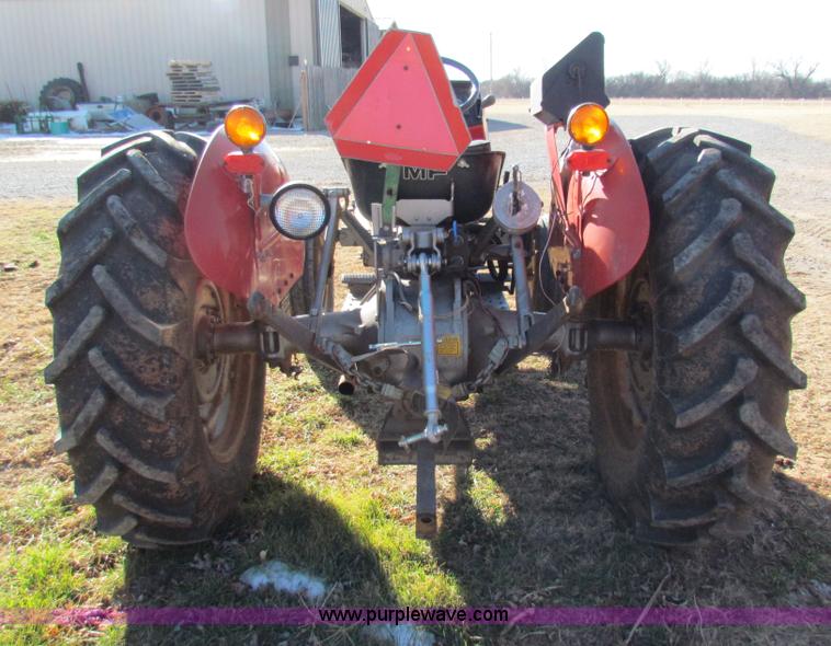 image for item G4460 1982 Massey-Ferguson 230 tractor