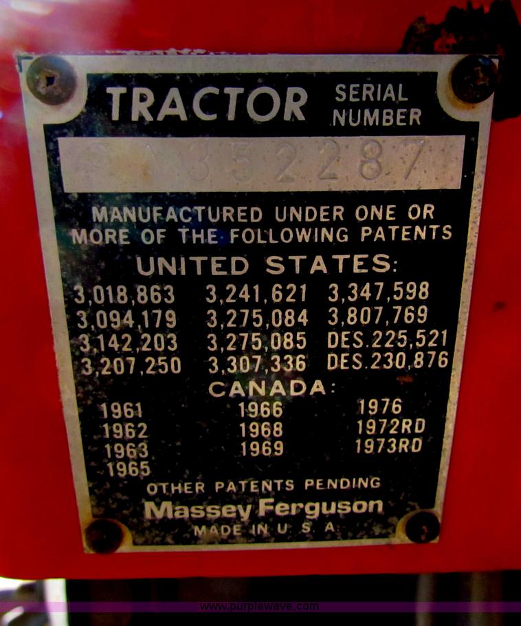 image for item G4460 1982 Massey-Ferguson 230 tractor