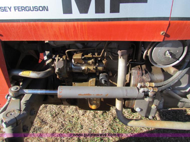 image for item G4460 1982 Massey-Ferguson 230 tractor