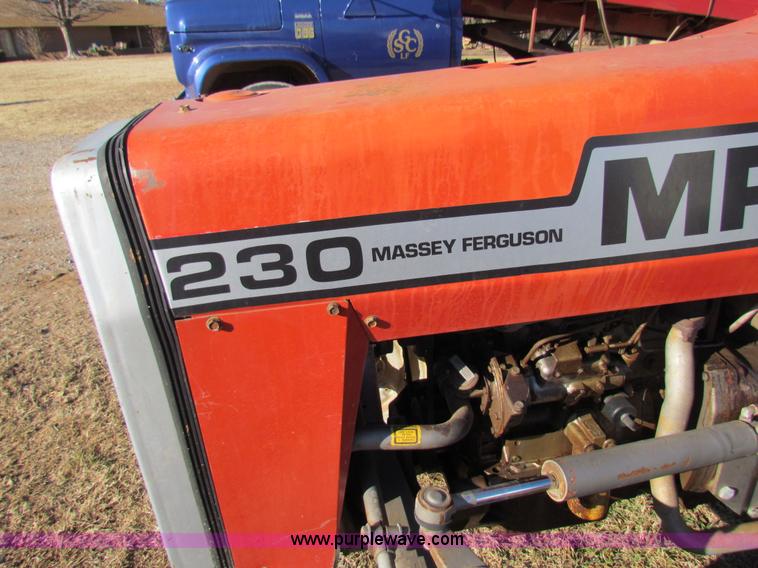 image for item G4460 1982 Massey-Ferguson 230 tractor